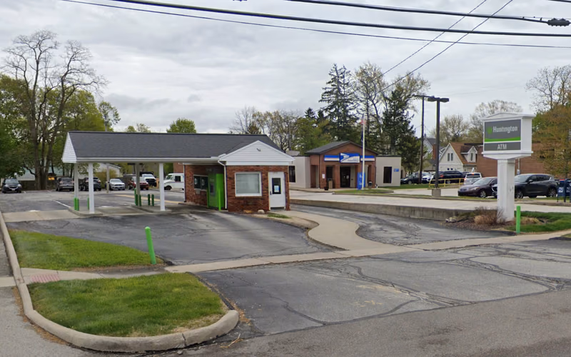 Huntington Bank - Burton, OH