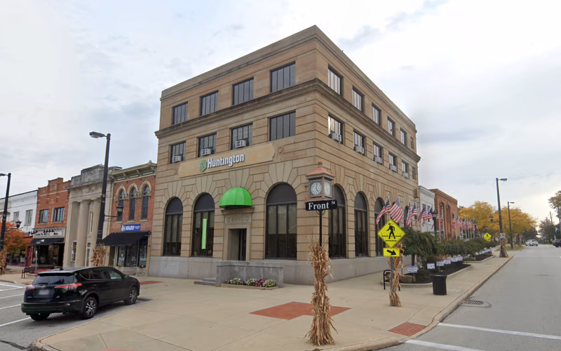 Huntington Bank - Berea, OH